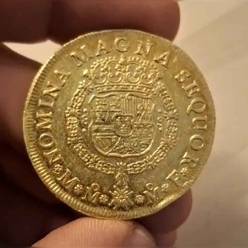 Fotografía del reverso para valoración de moneda antigua de oro